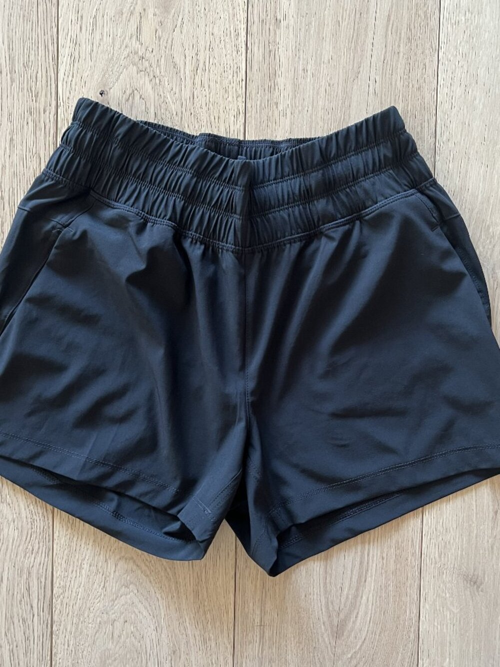 Free Fly Women's Pull-on Breeze Shorts Black Small UPF 50 NWT